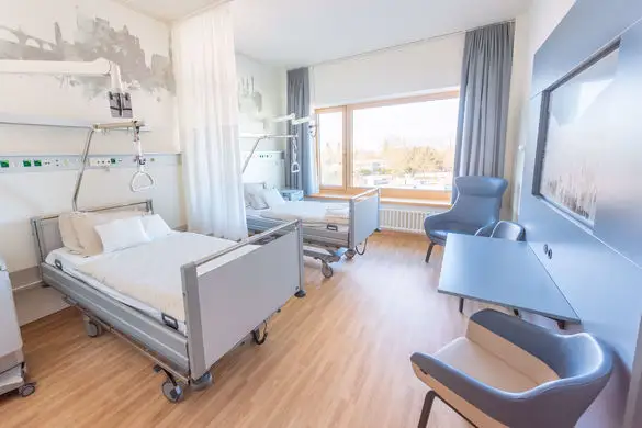 Modern hospital in Iran for revision rhinoplasty